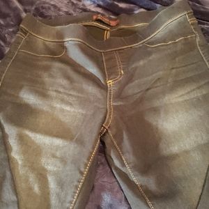 🌻3 for $5/ stretch pants, leggings